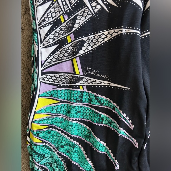 Just Cavalli dress. Made in Italy. Size Italian 38.
Black/ colorful. Worn once. - Picture 9 of 13